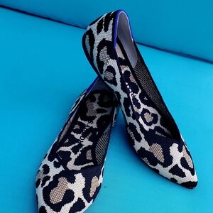 ROTHY'S Desert Cat Animal Print Pointed Flats